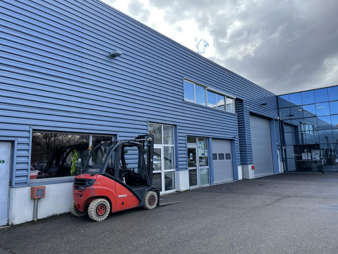 Local d'activité Champ-sur-Drac 4008m² Vente local d'activité Champ-sur-Drac Isère OVACT2419836 0